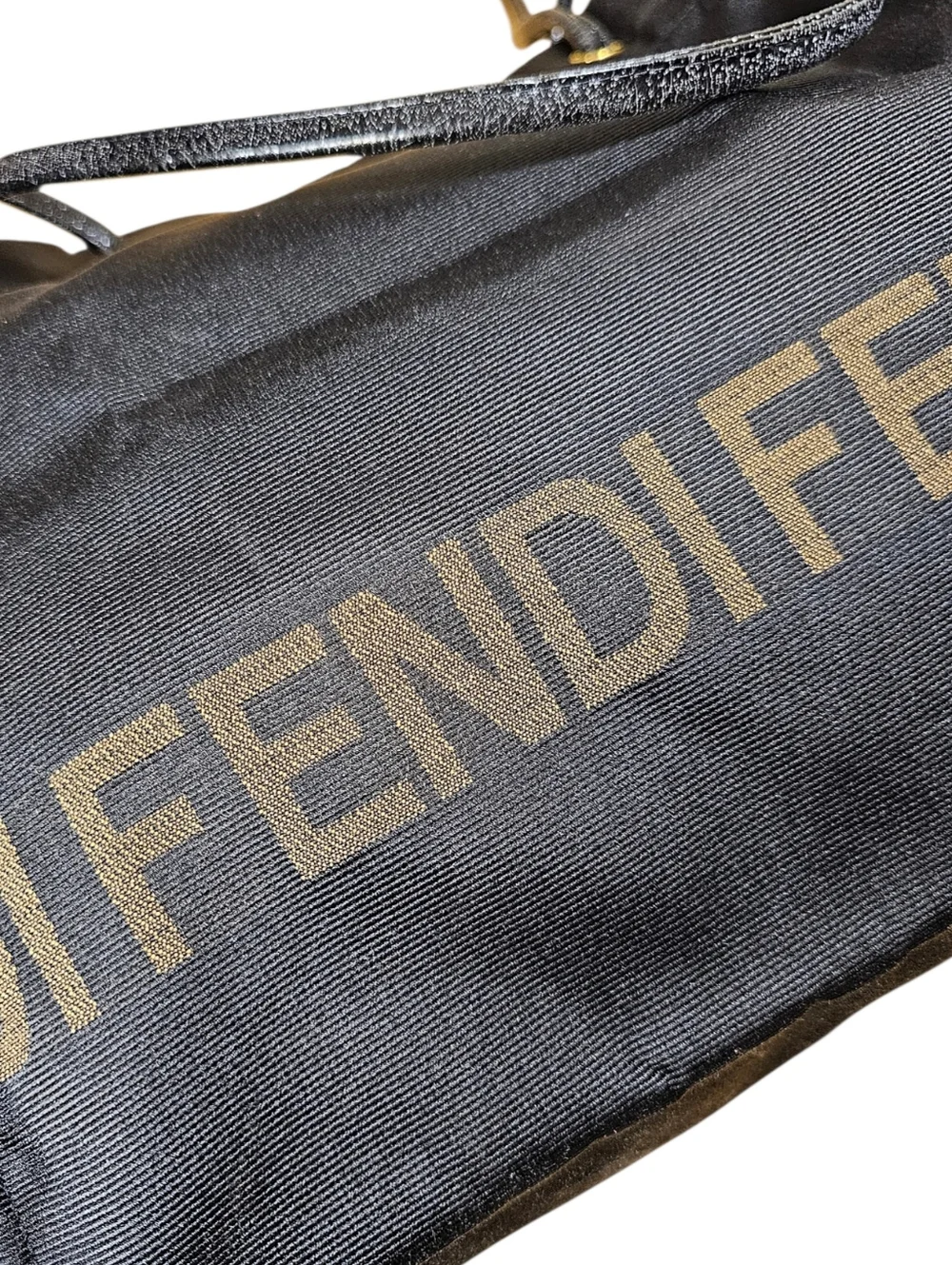 FENDI TOTE - Picture 5 of 16